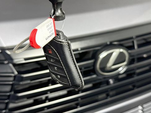 Used 2024 Lexus GX 550 w/ Accessory Package (Z1) AWD/4WD image 45