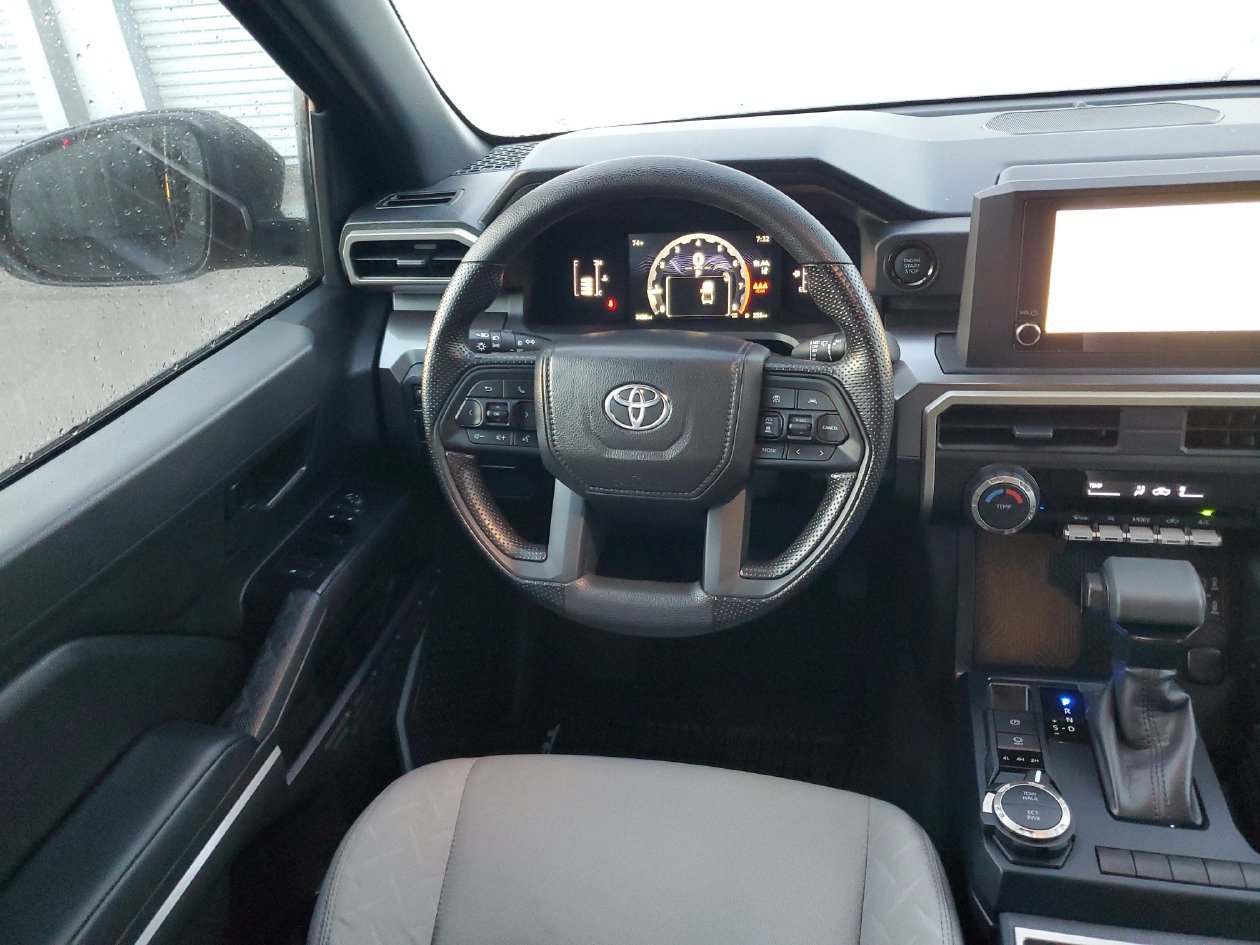 Used 2026 Toyota Tacoma SR5 AWD/4WD image 13
