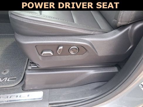 Certified 2025 GMC Sierra 3500 Denali w/ Denali Reserve Package image 15