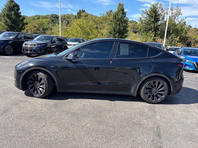 Used 2023 Tesla Model Y Performance AWD/4WD image 3