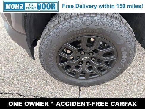 Used 2025 Chevrolet Colorado Trail Boss image 12