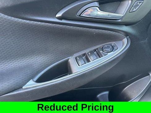 Used 2023 Chevrolet Malibu LT FWD image 13