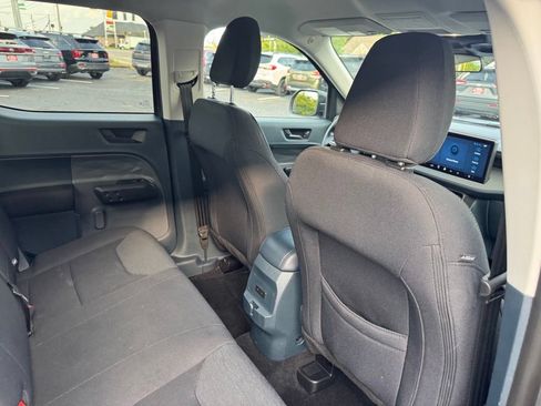 Used 2025 Ford Maverick XL FWD image 21