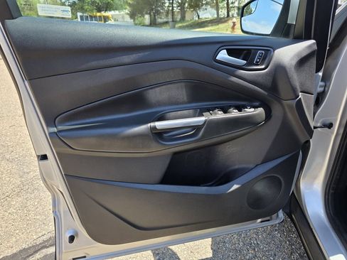 Used 2014 Ford Escape SE w/ Equipment Group 201A FWD image 13