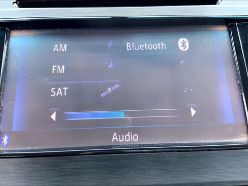 Used 2013 Toyota Avalon XLE Touring FWD image 35