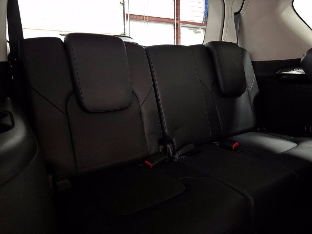 Used 2015 INFINITI QX80 4WD w/ Deluxe Technology Package image 57