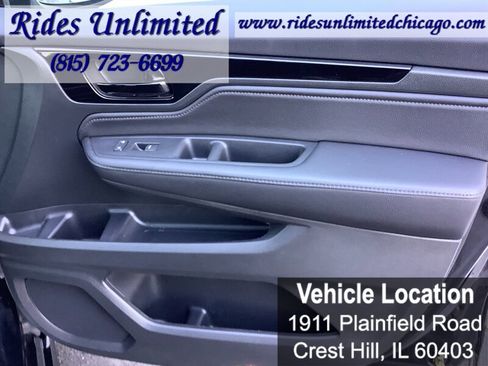 Used 2023 Honda Odyssey Elite image 32