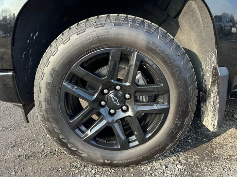 Used 2025 Chevrolet Silverado 1500 RST image 12