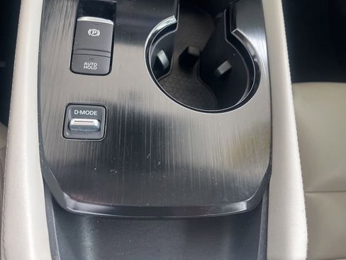Used 2023 Nissan Rogue SL w/ SL Premium Package FWD image 20