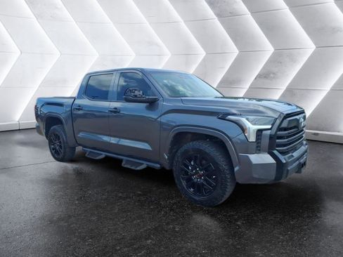 Used 2025 Toyota Tundra SR w/ SR Tow Package AWD/4WD image 7