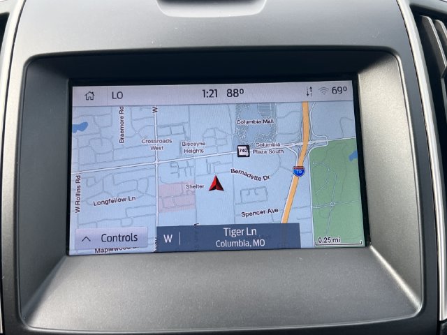 Used 2020 Ford Edge SEL w/ Convenience Package FWD image 19