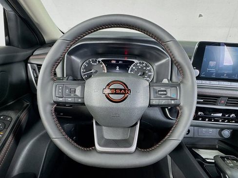 New 2026 Nissan Rogue SV image 10