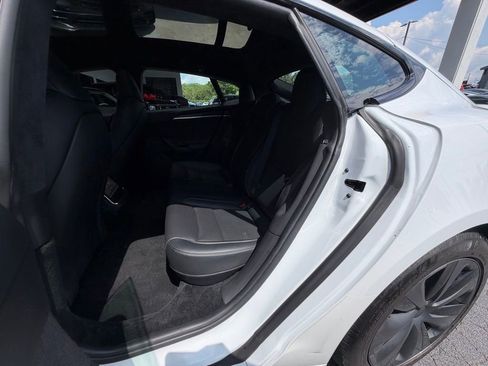 Used 2022 Tesla Model S Plaid AWD/4WD image 29