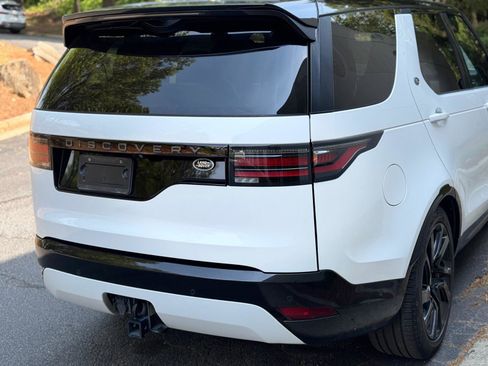 Used 2021 Land Rover Discovery S R-Dynamic image 24