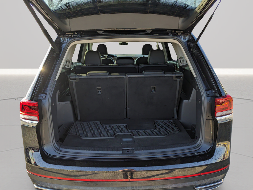 Certified 2024 Volkswagen Atlas SE FWD image 11