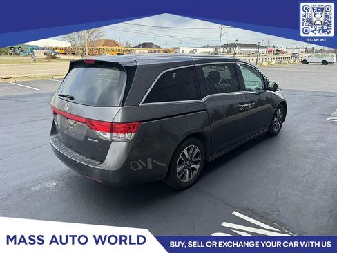 Used 2016 Honda Odyssey Touring Elite image 4