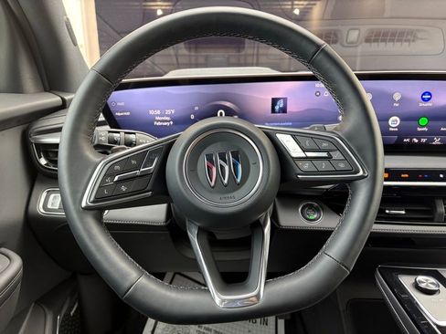 Used 2025 Buick Enclave Sport Touring w/ Power Package image 28