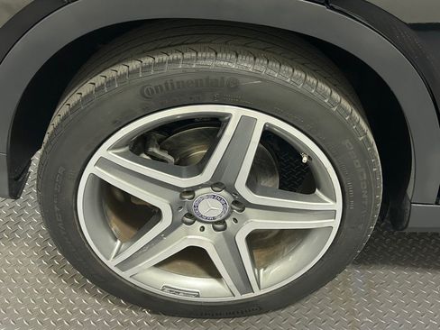 Used 2015 Mercedes-Benz GLA 250 4MATIC image 19