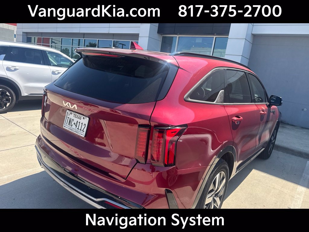 Certified 2023 Kia Sorento S w/ Panoramic Sunroof Package FWD image 3