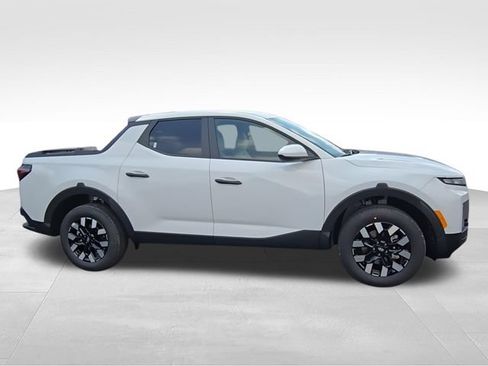 New 2026 Hyundai Santa Cruz SE AWD/4WD image 9