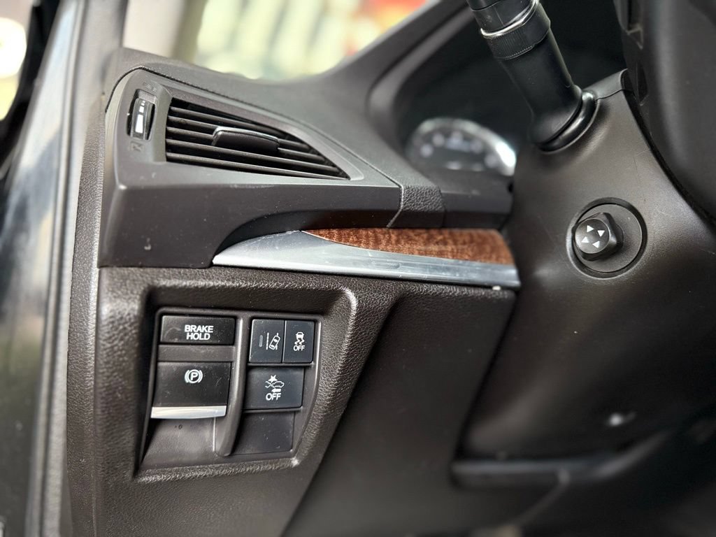 Used 2018 Acura MDX FWD image 38