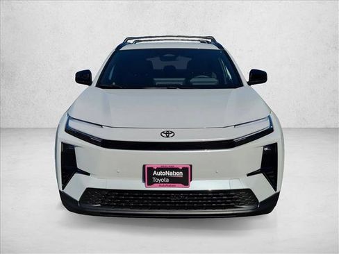 New 2026 Toyota C-HR AWD/4WD image 9