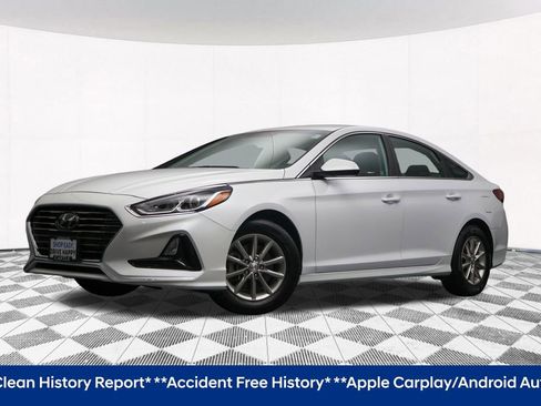 Used 2019 Hyundai Sonata SE image 2