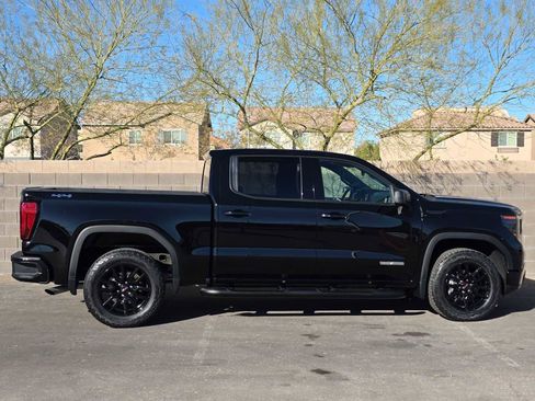 Used 2023 GMC Sierra 1500 Elevation image 10