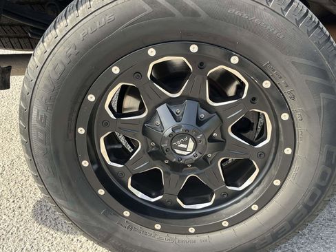 Used 2018 Chevrolet Silverado 1500 LTZ Z71 AWD/4WD image 11