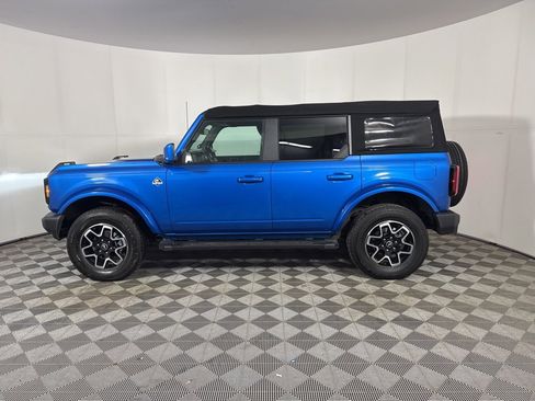 Used 2021 Ford Bronco Outer Banks image 2