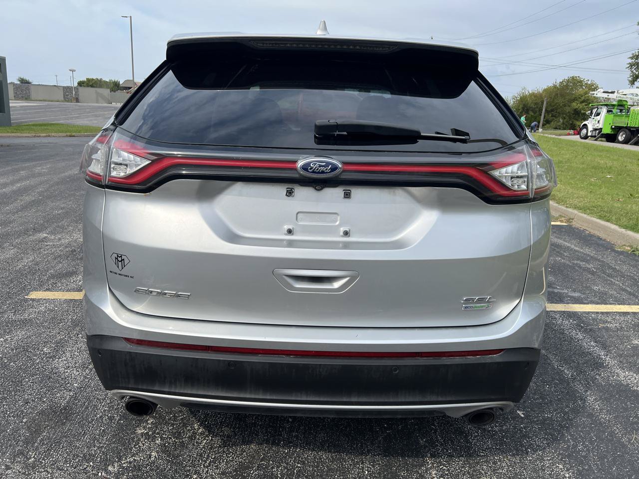 Used 2018 Ford Edge SEL FWD image 4
