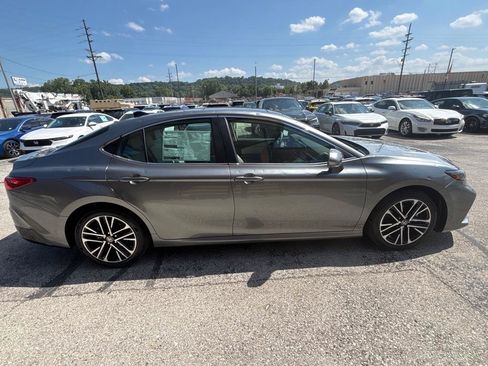 Used 2026 Toyota Camry XLE w/ Premium Plus Package FWD image 9