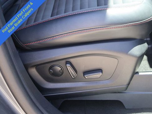 Used 2025 Ford Explorer ST-Line w/ ST-Line Street Pack AWD/4WD image 10