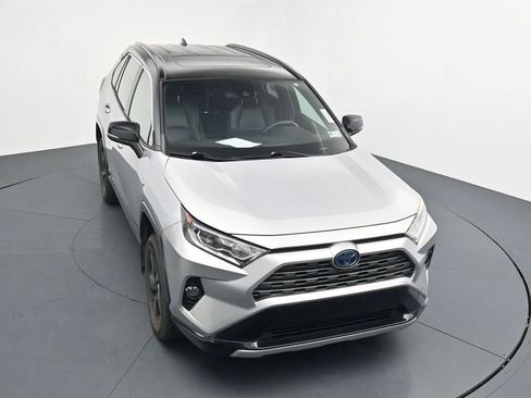 Used 2021 Toyota RAV4 XSE AWD/4WD image 10