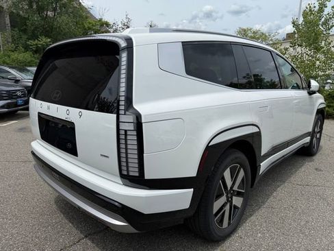 New 2026 Hyundai Ioniq 9 SEL image 10