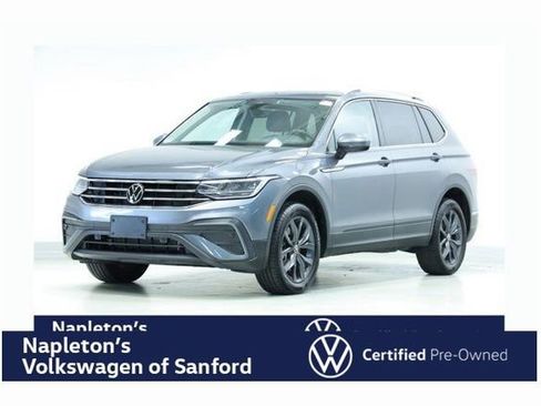 Used 2023 Volkswagen Tiguan SE AWD/4WD image 1