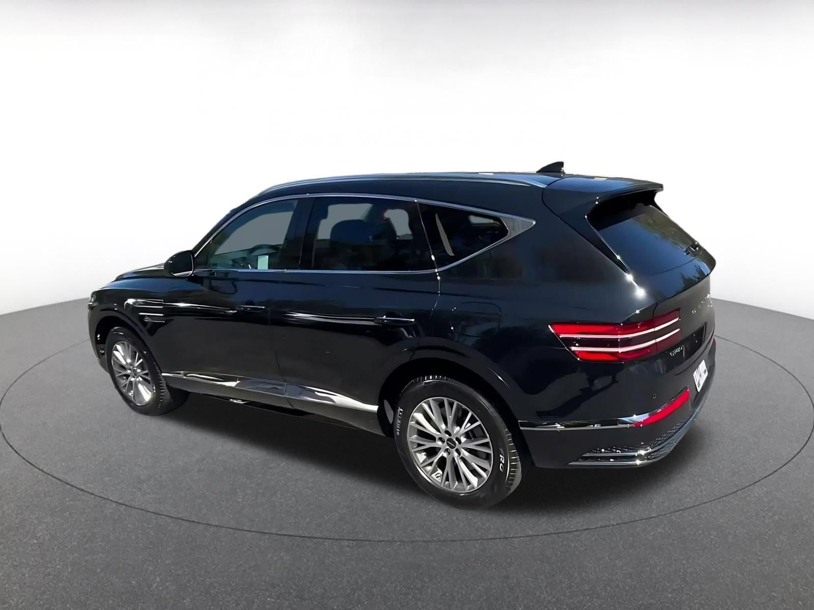 Used 2026 Genesis GV80 2.5T AWD/4WD image 9