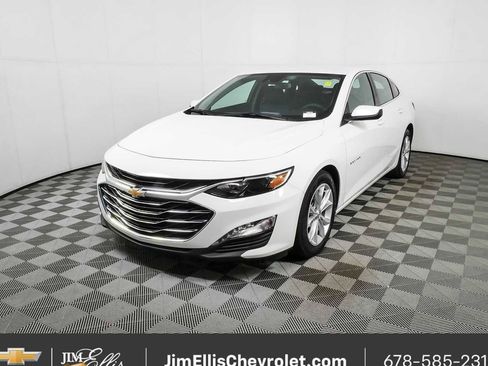 Used 2025 Chevrolet Malibu LT FWD image 24