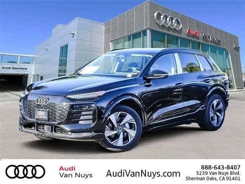 New 2025 Audi Q6 e-tron Premium Plus image 1