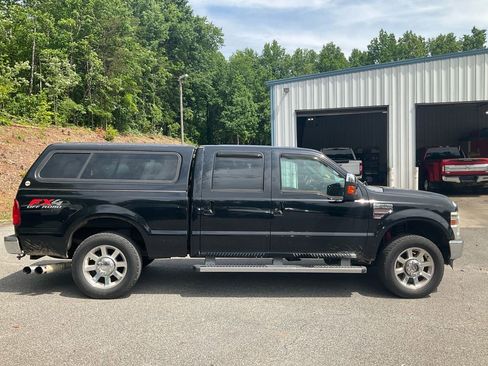 Used 2010 Ford F250 Lariat AWD/4WD image 4
