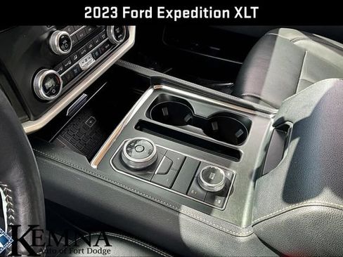 Used 2023 Ford Expedition XLT AWD/4WD image 22