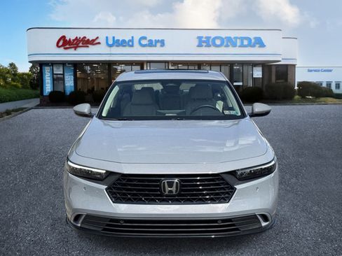 Used 2025 Honda Accord EX-L image 8