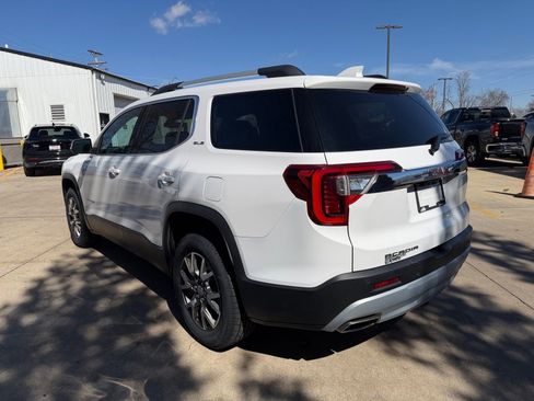 Used 2020 GMC Acadia SLE w/ Driver Convenience Package FWD image 29