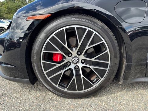 Used 2020 Porsche Taycan 4S w/ Premium Package image 9