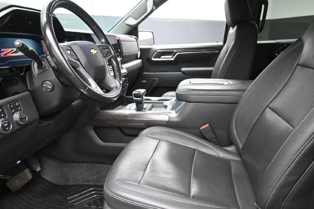 Used 2022 Chevrolet Silverado 1500 LTZ AWD/4WD image 16