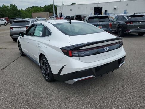 New 2026 Hyundai Sonata SEL FWD image 3