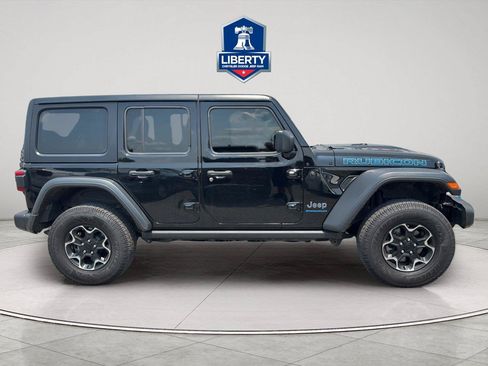 Used 2023 Jeep Wrangler Unlimited Rubicon 4xe w/ Cold Weather Group AWD/4WD image 13