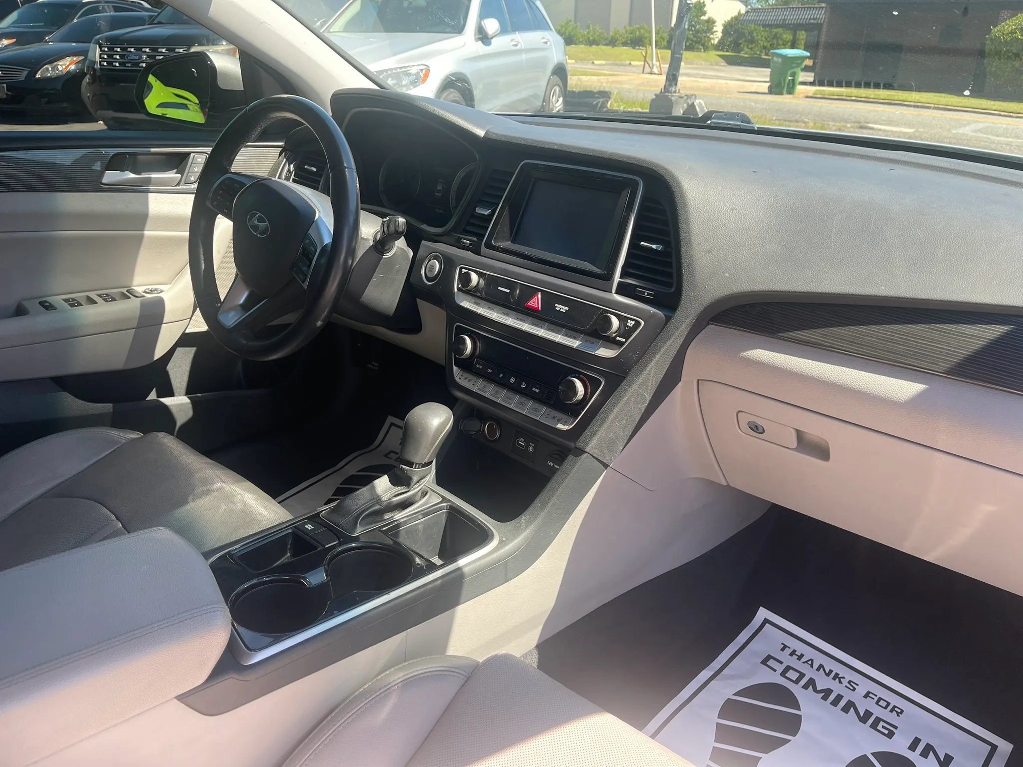 Used 2018 Hyundai Sonata Limited w/ Cargo Package FWD image 13