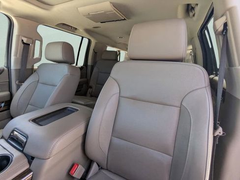 Used 2019 GMC Yukon XL SLT w/ Premium Edition RWD image 27