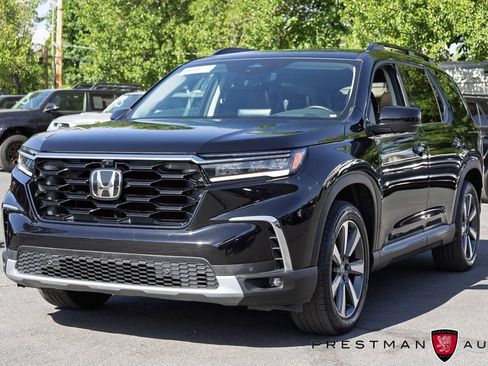 Used 2025 Honda Pilot Elite image 17